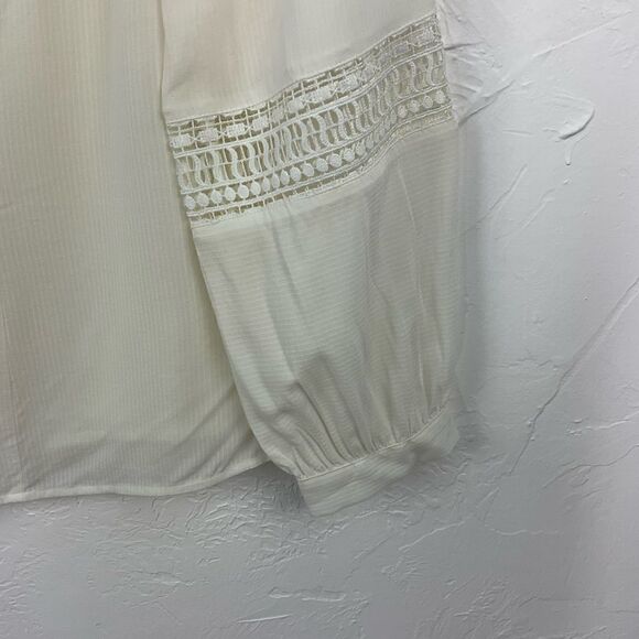 Chico’s Ivory Cream Crochet Long Sleeve Shirt Small New - Picture 3 of 6